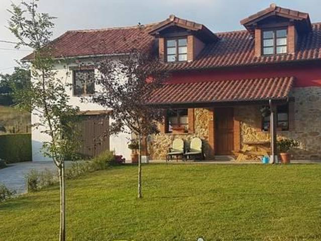 Casa en alquiler en Nava