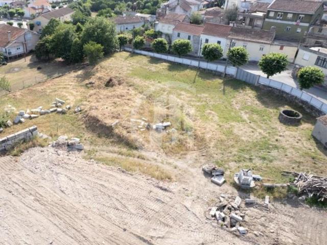 Terreno venda em Nelas