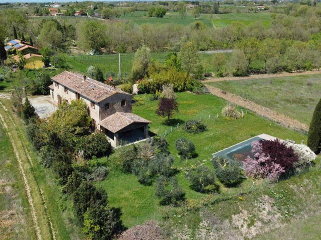 Casa in vendita a Cortona, Toscana
