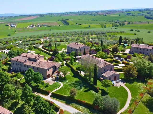 Casa in vendita a Cortona, Toscana