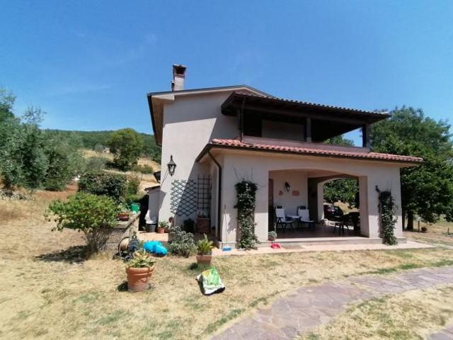 Villa Indipendente in vendita a Unione di Comuni Montani Colline del Fiora, Sorano