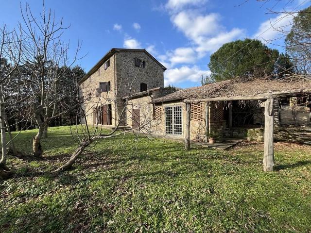 Casa in vendita a Cortona, Toscana