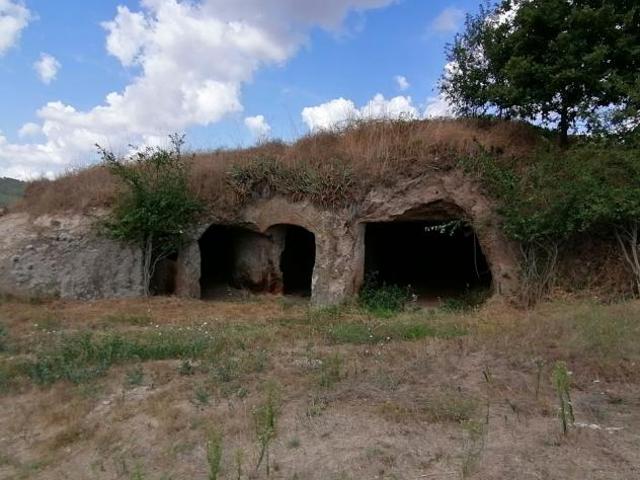 Terreno in vendita a Unione di Comuni Montani Colline del Fiora, Manciano