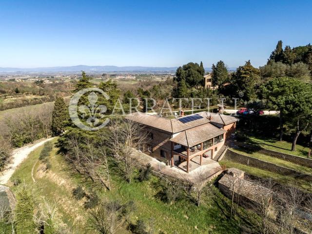 Casa in vendita a Montepulciano, Siena