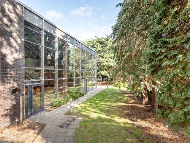 Studio for rent in St Albans, Five Acres