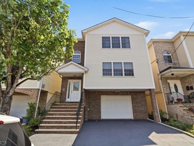House for sale in Elizabeth, Union County
