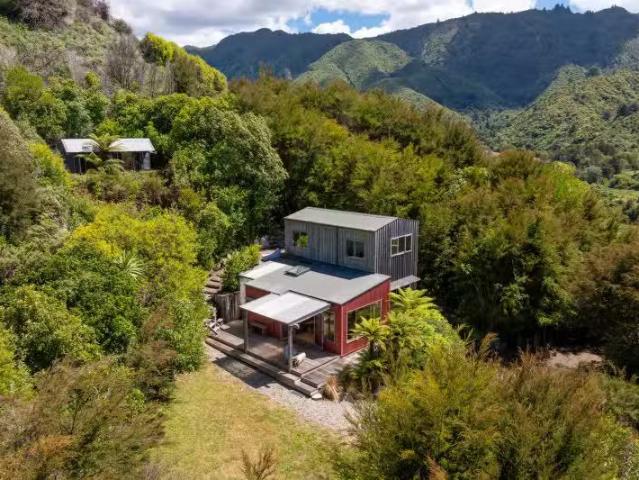 House for sale in Cable Bay, Nelson Bays