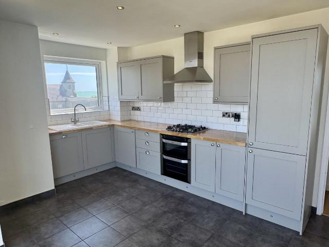 Apartment for rent in Fishersgate, West Sussex