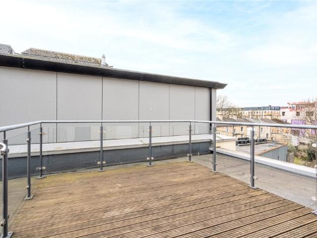 Apartment for rent in Coombe Bottom, Thurloxton
