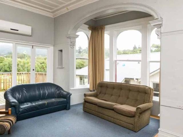 House for rent in Otakou