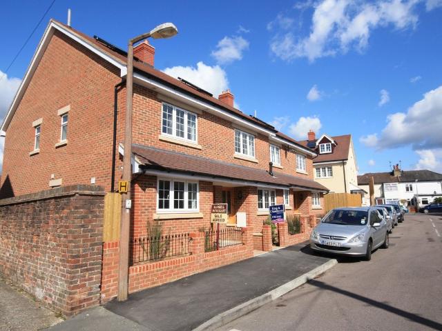 House for rent in New Town, Horsham