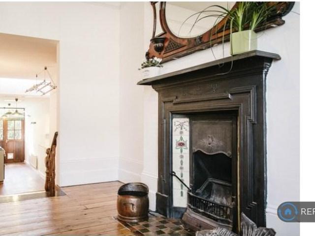 Apartment for rent in Stroud Green, Greater London