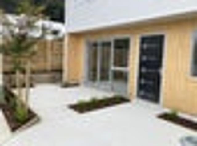 Townhouse for rent in Cable Bay, Nelson Bays