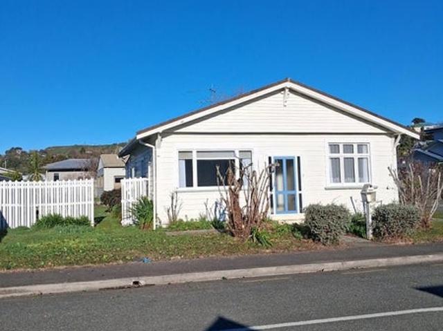 House for rent in Tasman
