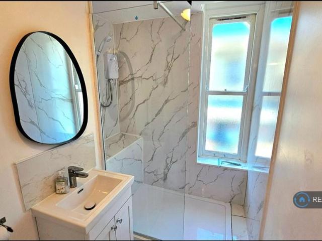 Apartment for rent in Aldershot, Hampshire