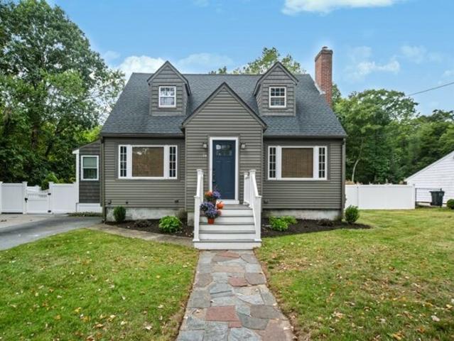 House for sale in White City, Hopedale