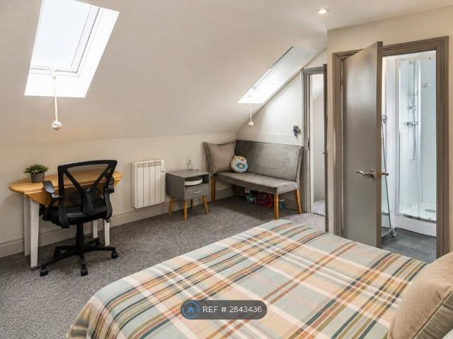 Room for rent in Heigham Grove, East Bank