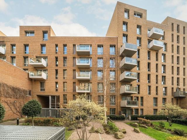 Apartment for rent in Bromley-by-Bow, Poplar Grove