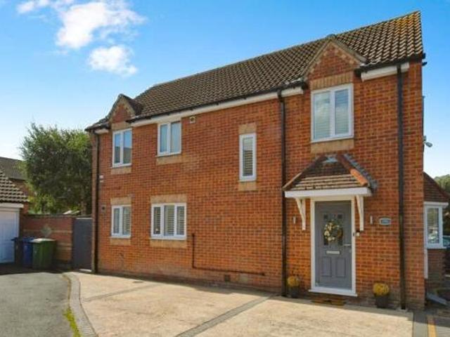 House for sale in Grimsby, North East Lincolnshire