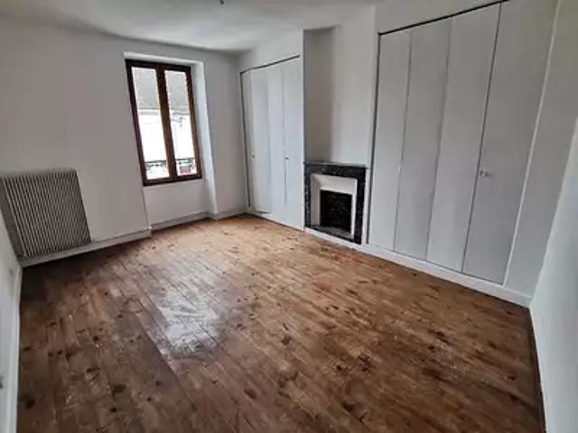 Appartement vente à Fontainebleau, Montcourt-fromonville