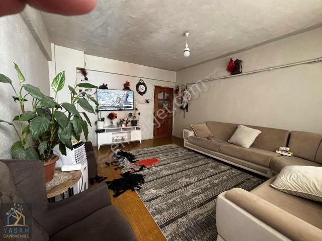Esenler, İstanbul içerisinde satılık mülk
