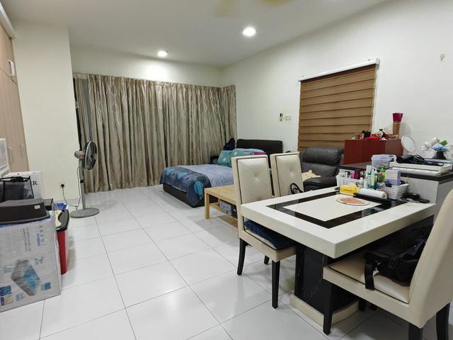 Serviced Residence for sale in Petaling, Damansara Damai
