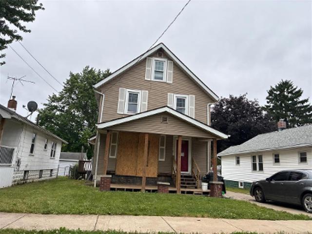 House for sale in Summit, Ohio