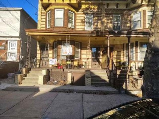 House for sale in Hudson, New Jersey