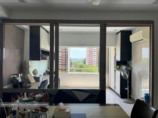 Apartment for sale in Siglap, 16 Upper East Coast