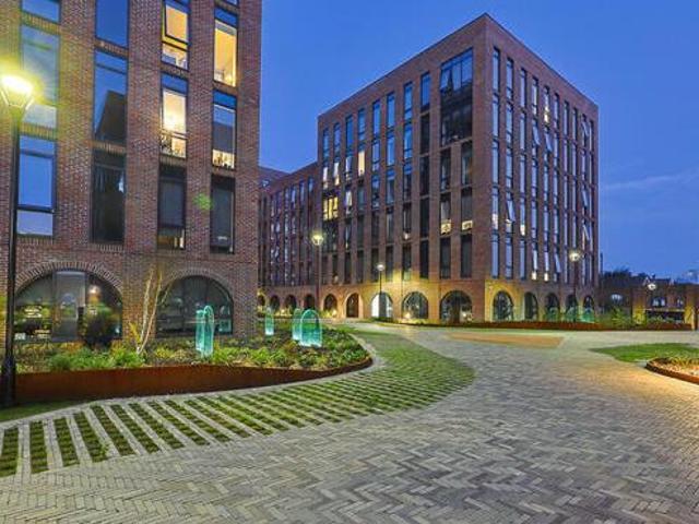 House for sale in Calderstones
