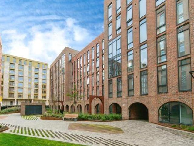 House for sale in Calderstones