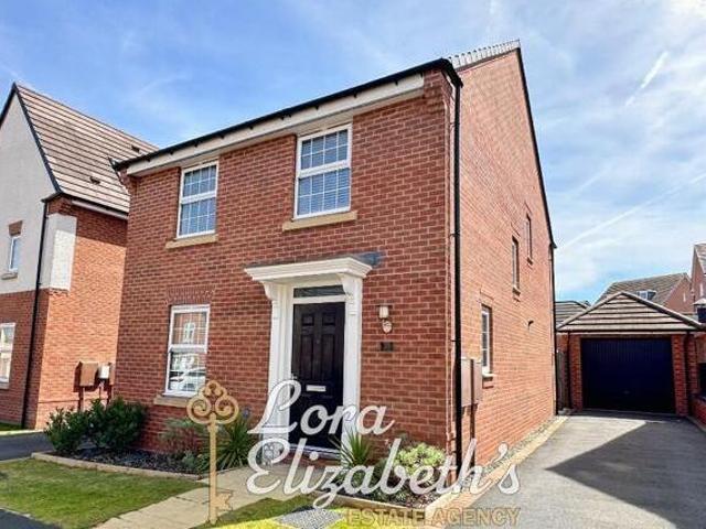 House for sale in Berry Hill, Potters Corner