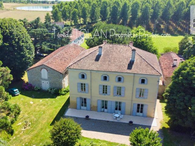 Château vente à Agen