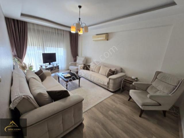 Karşiyaka, İzmir içerisinde satılık mülk