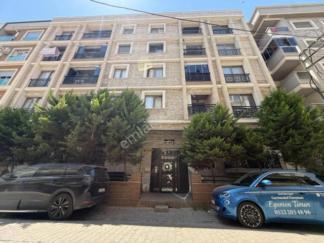 Karşiyaka, İzmir içerisinde kiralık mülk
