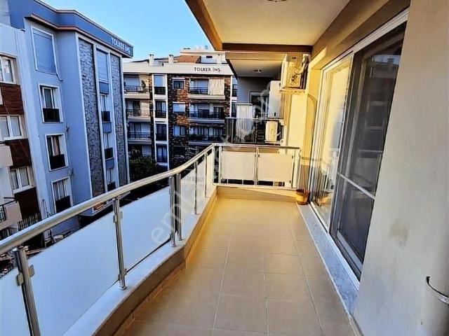 Karşiyaka, İzmir içerisinde satılık mülk