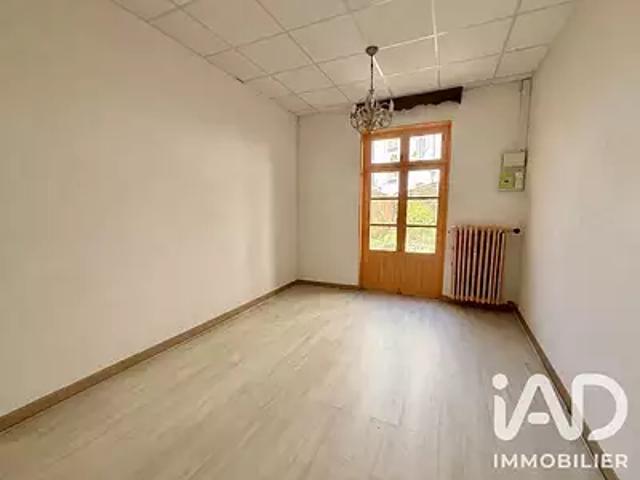 Appartement vente à Néris-les-Bains, Allier