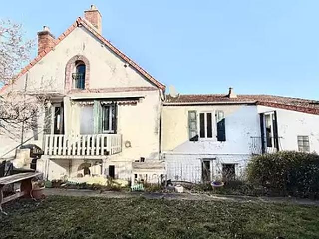 Maison vente à Montluçon, Néris-les-bains