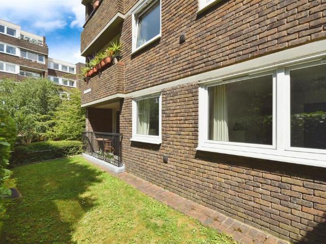Apartment for rent in London Borough of Hounslow, Greater London