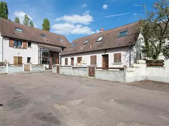 Appartement location à Saint-Amand-Montrond, Nérondes