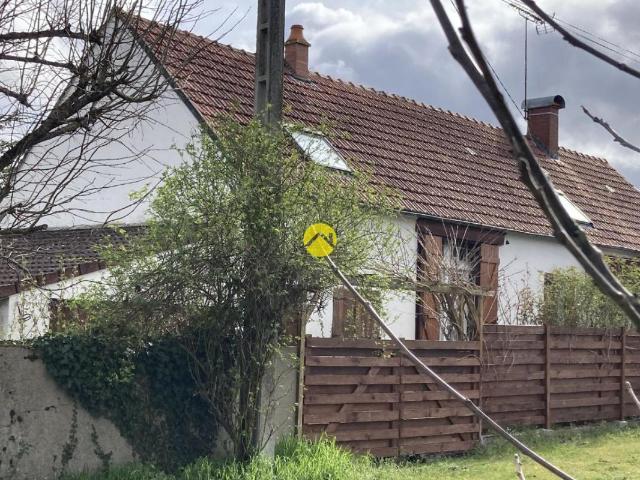 Maison vente à Saint-Amand-Montrond, Nérondes