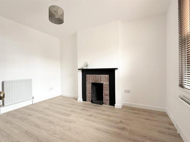 House for rent in High Barnet, Greater London