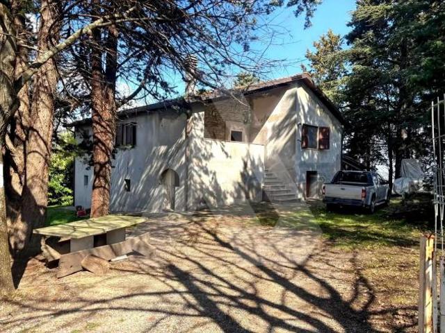 Villa Indipendente in vendita a Unione di Comuni della Romagna Forlivese, Cusercoli