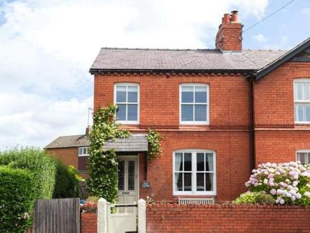 House for sale in Little Neston, West Vale