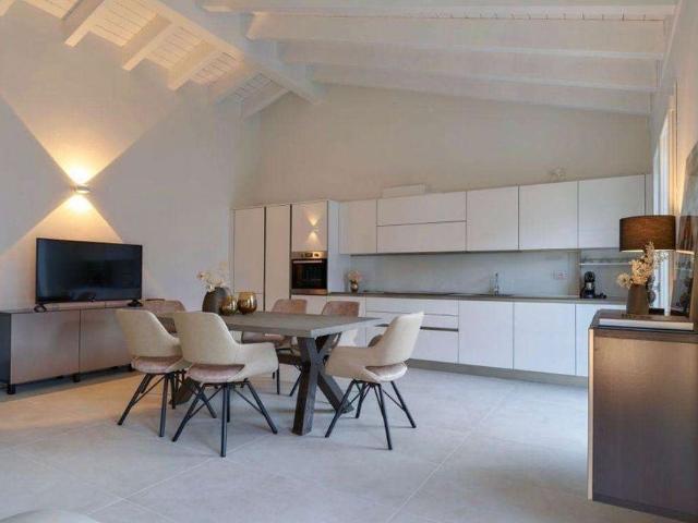 Appartamento in affitto a Nesso, Lombardia