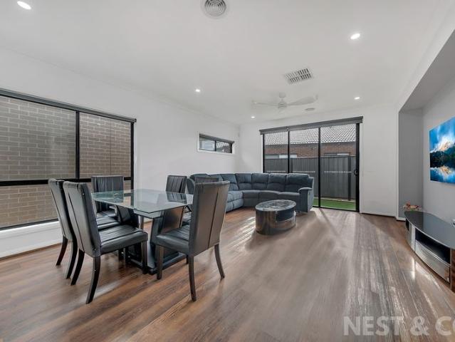 House for sale in Pinegrove, Melbourne