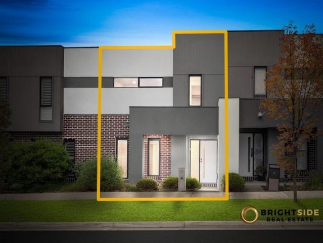Townhouse for sale in Camerons Creek, Victoria