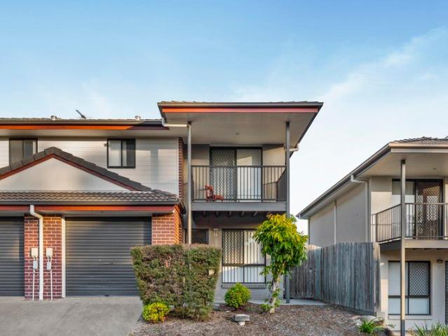 Townhouse for sale in Toombul, Queensland