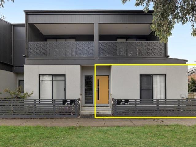 Townhouse for sale in Camerons Creek, Victoria