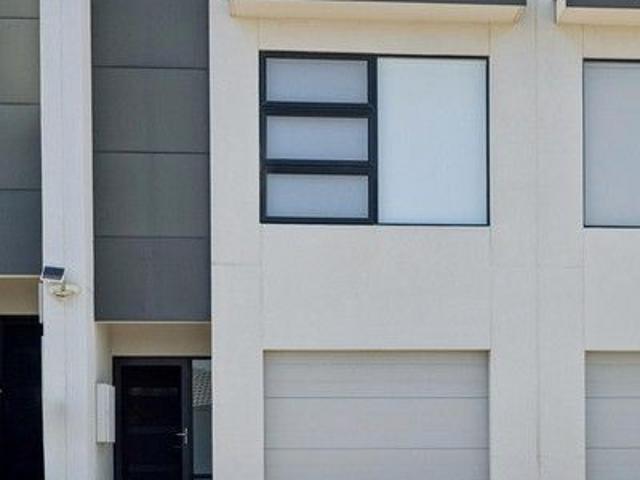 Townhouse for sale in Horseshoe Creek, South Australia